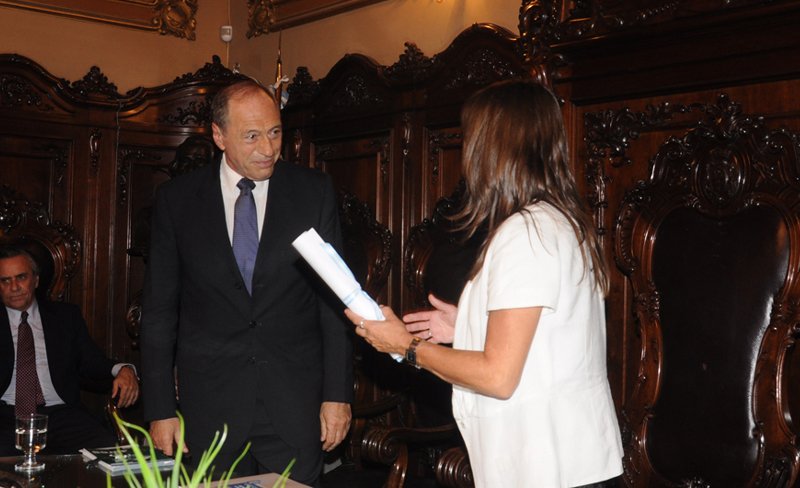 Zaffaroni fue distinguido en C�rdoba con un Doctorado Honoris Causa