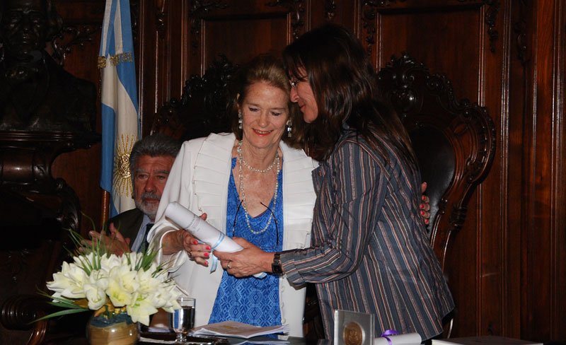 Elena Highton de Nolasco fue distinguida como Doctora Honoris Causa por la Universidad Nacional de C�rdoba
