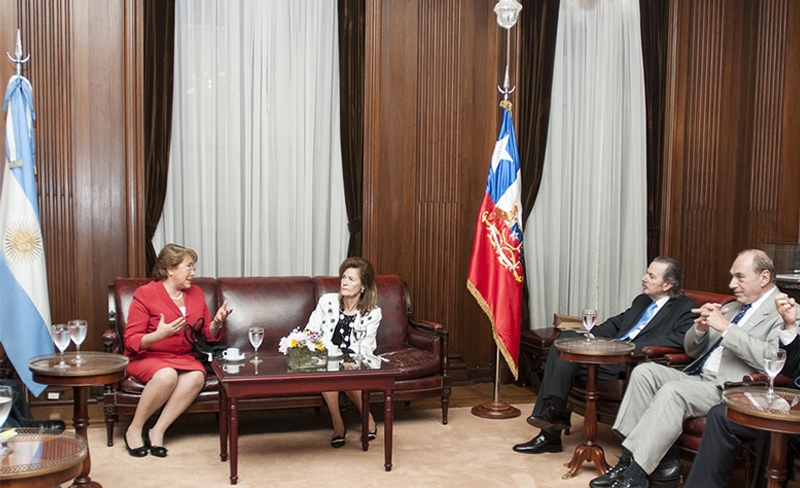 La presidenta de Chile visitó la Corte Suprema de Justicia de la Nación