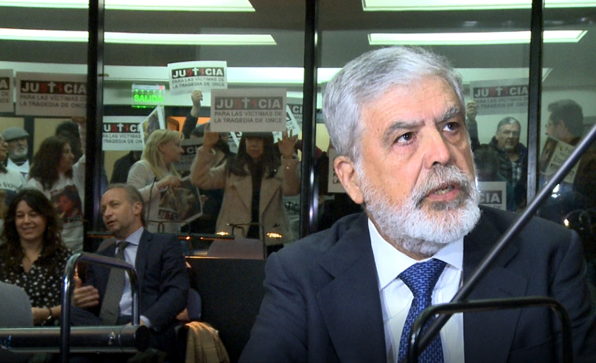 Tragedia de Once: se realizó la primera audiencia en el juicio oral contra Julio De Vido