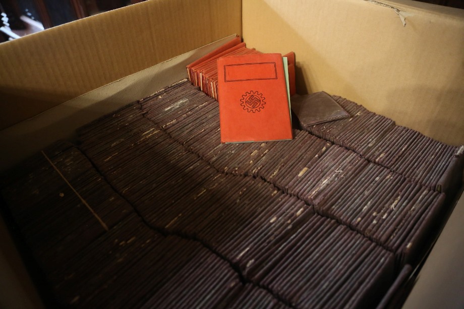 Decenas de libretas fueron descubiertas en el archivo de la Corte Suprema.