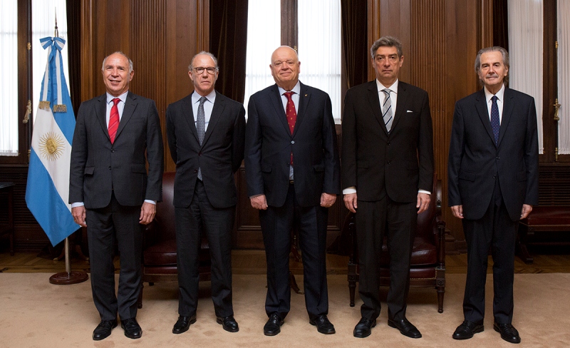 Ricardo Lorenzetti, Carlos Ronsekrantz, Ricardo Pérez Marique, Horacio Rosatti y Juan Carlos Maqueda.