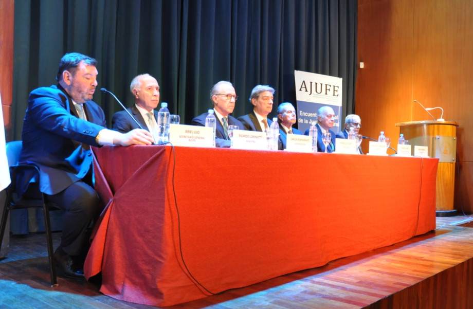 Ariel Lijo, Ricardo Lorenzetti, Carlos Rosenkrantz, Horacio Rosatti, Juan Carlos Maqueda, Eduardo Casal y Jorge Morán - Foto gentileza Consejo de la Magistratura de la Nación