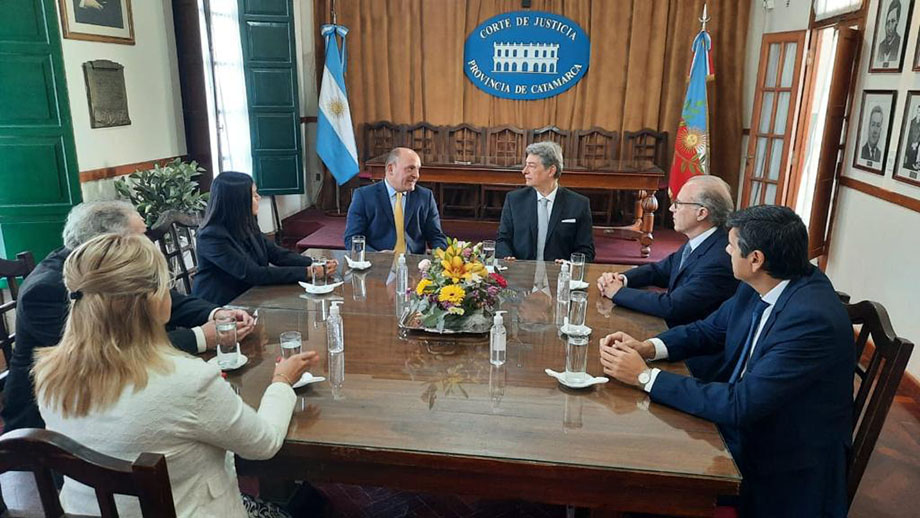 Presidente y vicepresidente del Máximo Tribunal recibidos por los miembros de la Corte Suprema de Catamarca.