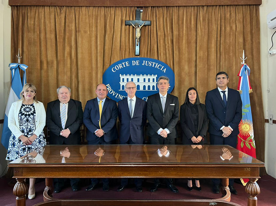 Rita Saldaño, José Cáceres, Miguel Figueroa Vicario (pte de la CS de Catamarca), Carlos Rosenkrantz, Horacio Rosatti,  Fabiana Gómez, Hernán Martel